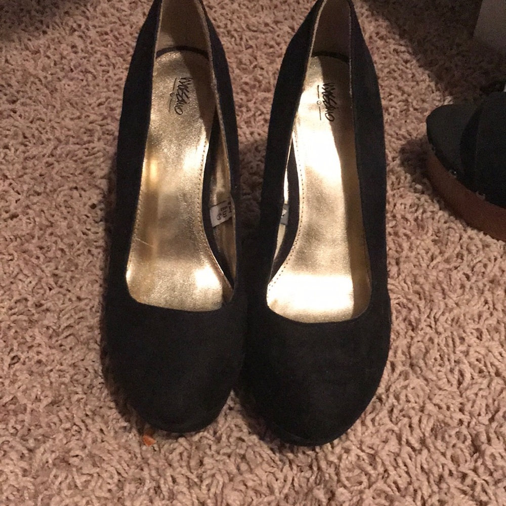 Super adorable heel